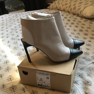 ZARA leather cap toe booties 39/8